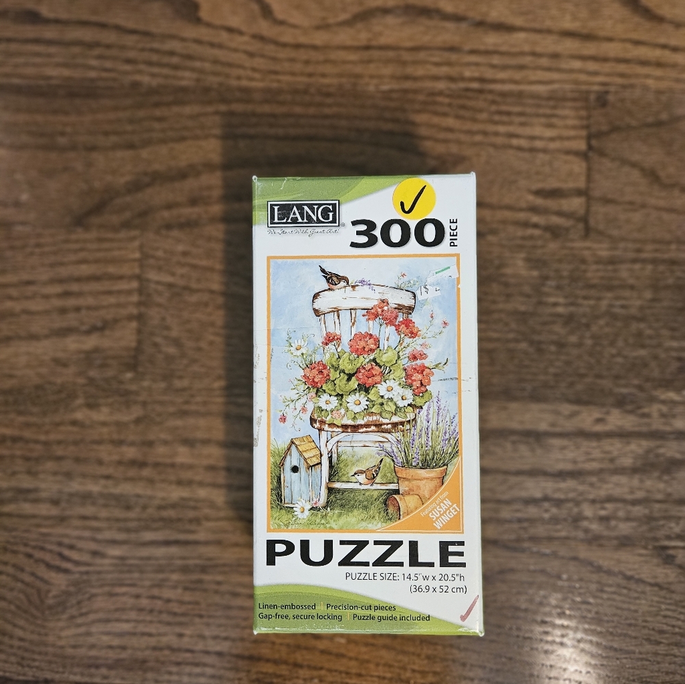 Lang 300-Piece Puzzle with Floral Design